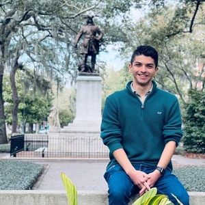 Meet your Posher, Marcos